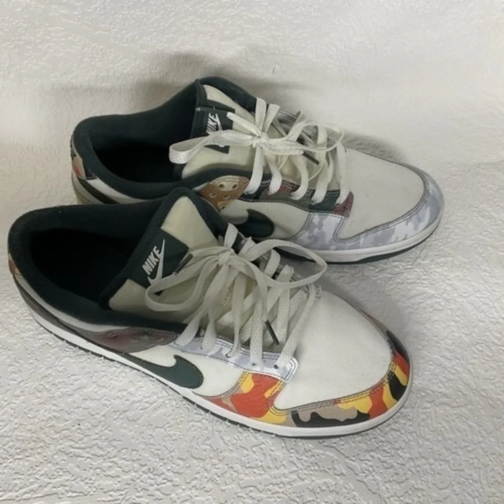 Nike‎ Dunk Low SE Sail Multi Camo Lace Up Sneakers Men 11 Vietnam Fabric/Leather